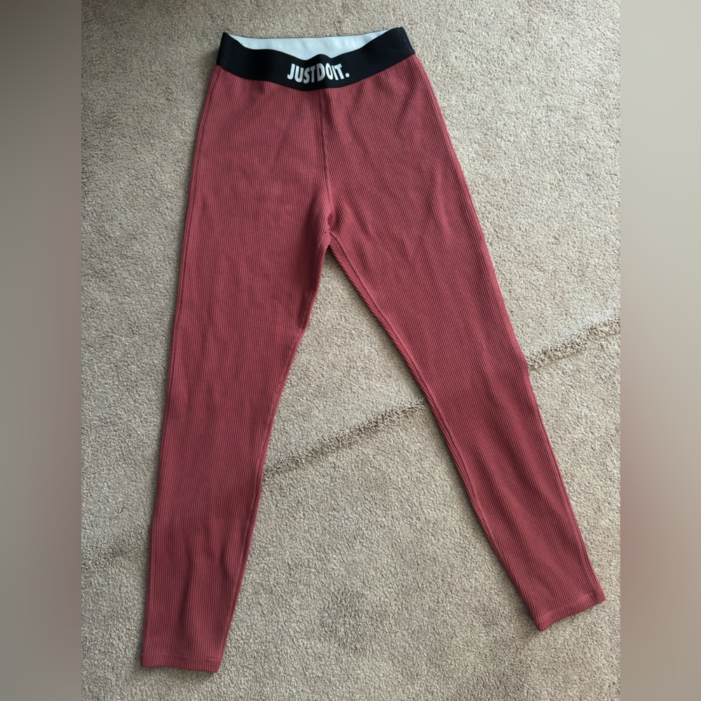 Nike ribbed leggings